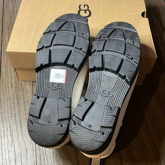 NIB Ugg droplet ankle boot rubber white size women’s 9 - Picture 5 of 7